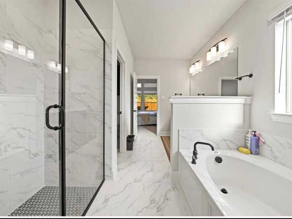 1529  Woodford Place , Fort Worth Texas 76120