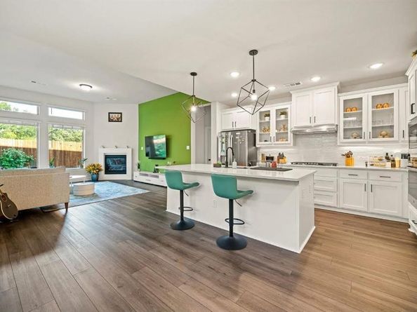 1529  Woodford Place , Fort Worth Texas 76120