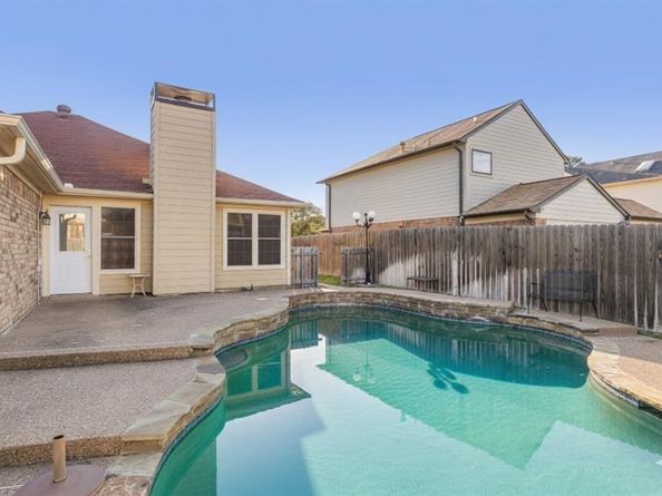 1813  Frosted Hill Drive , Carrollton Texas 75010