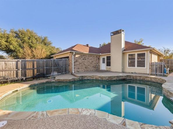 1813  Frosted Hill Drive , Carrollton Texas 75010