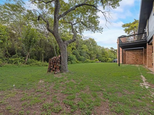 811  Cobblestone Court , Cedar Hill Texas 75104