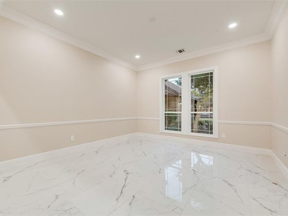 811  Cobblestone Court , Cedar Hill Texas 75104