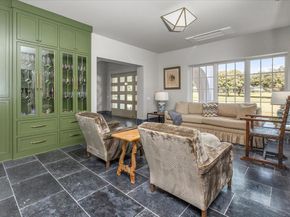 4259  Crestline Road , Fort Worth Texas 76107