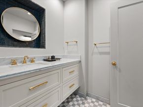 4259  Crestline Road , Fort Worth Texas 76107