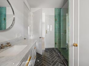 4259  Crestline Road , Fort Worth Texas 76107