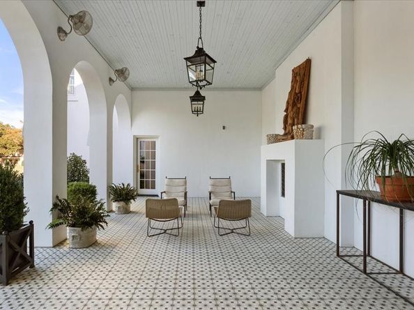 4259  Crestline Road , Fort Worth Texas 76107