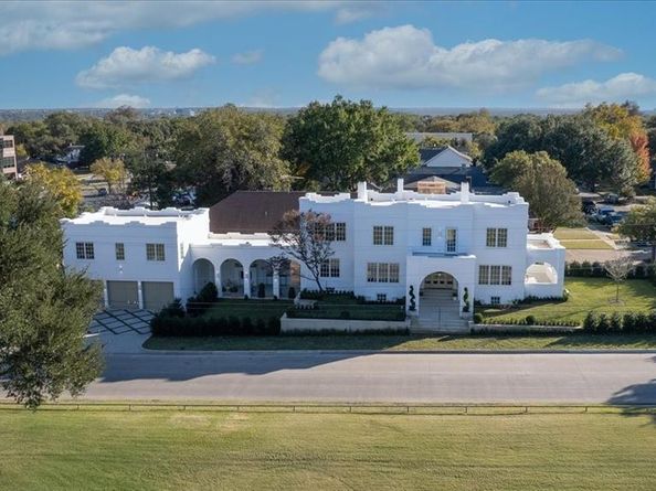 4259  Crestline Road , Fort Worth Texas 76107