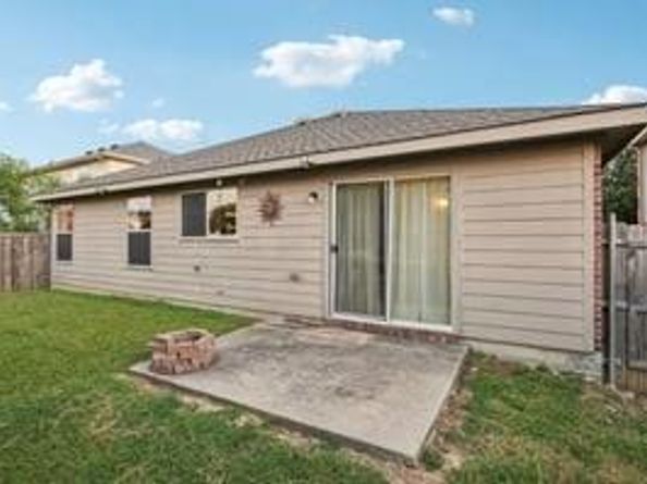 7065  Seton Hall Drive , Fort Worth Texas 76120