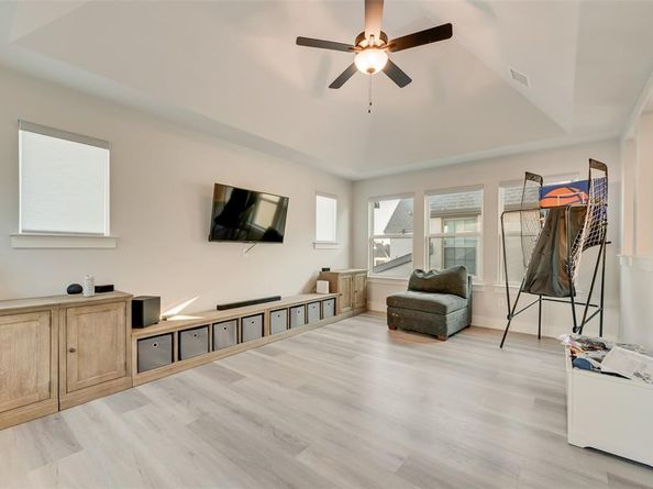 4113  Heatherton Drive , Celina Texas 75009