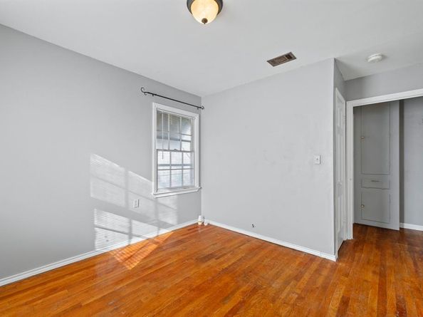 4820  Almena Road , River Oaks Texas 76114