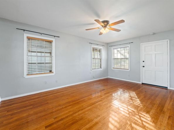 4820  Almena Road , River Oaks Texas 76114