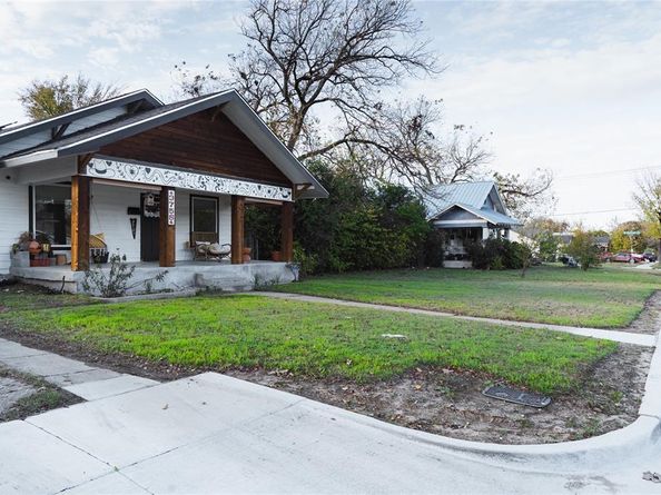 3758  Wayside Avenue , Fort Worth Texas 76110