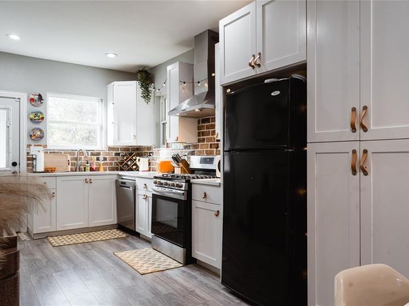 3758  Wayside Avenue , Fort Worth Texas 76110