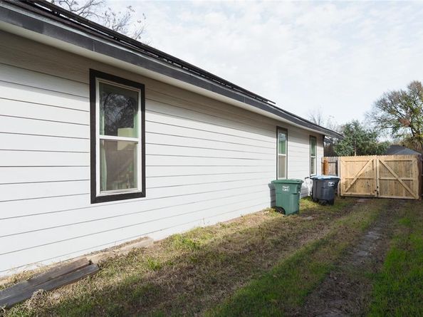 3758  Wayside Avenue , Fort Worth Texas 76110