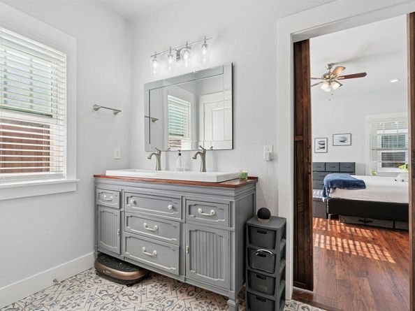 2844 S Adams Street , Fort Worth Texas 76110