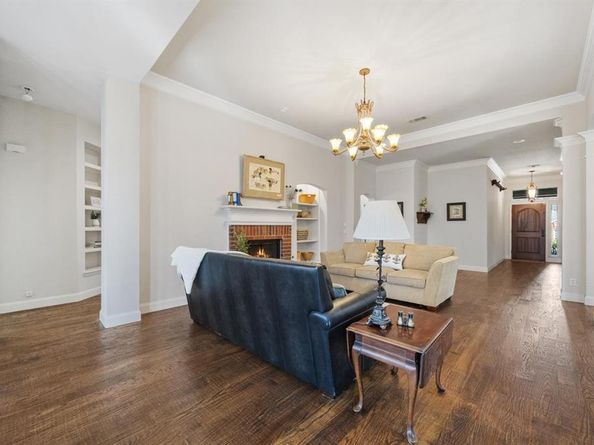 2002  Brianna Lane , Arlington Texas 76001