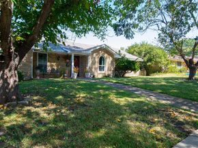943  Maplecrest Drive , Lancaster Texas 75146