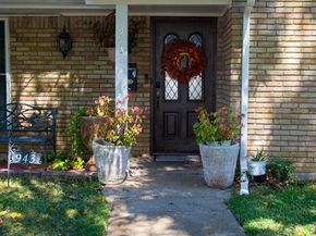 943  Maplecrest Drive , Lancaster Texas 75146