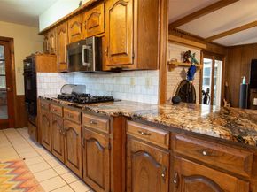 943  Maplecrest Drive , Lancaster Texas 75146