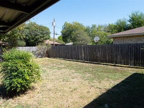 943  Maplecrest Drive , Lancaster Texas 75146