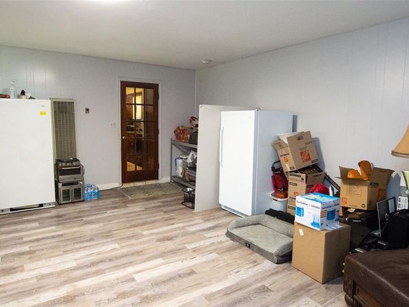 943  Maplecrest Drive , Lancaster Texas 75146