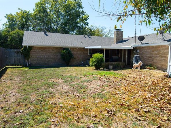 943  Maplecrest Drive , Lancaster Texas 75146