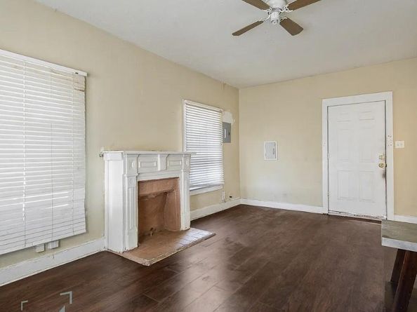 3743  Meadow Street , Dallas Texas 75215