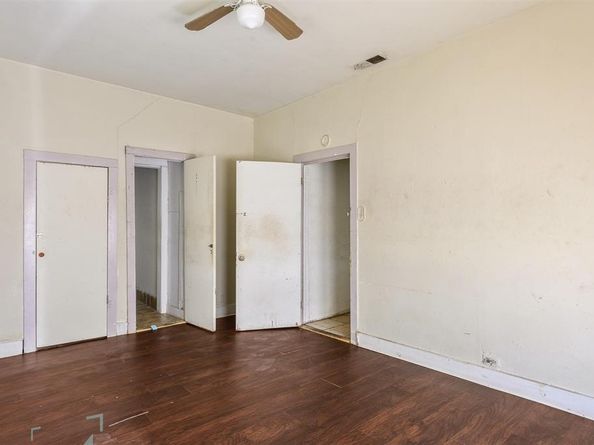 3743  Meadow Street , Dallas Texas 75215