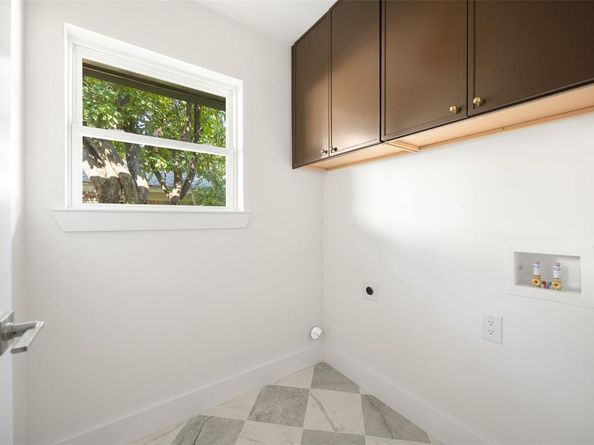 7837  El Pastel Drive , Dallas Texas 75248