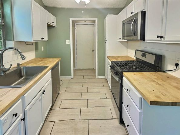 2314  Leslie Street , Denton Texas 76205