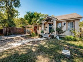 709 N Ewing Avenue , Dallas Texas 75203