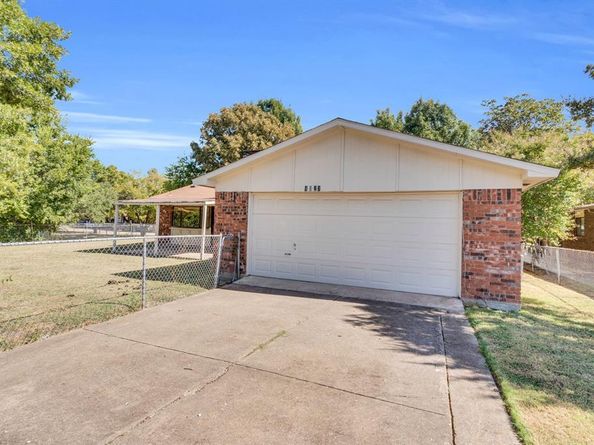4622  Chalk Court , Grand Prairie Texas 75052