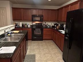 1403  Mammoth Cave Drive , Arlington Texas 76002
