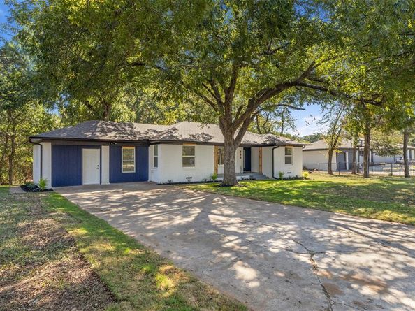 222 N Murdeaux Lane , Dallas Texas 75217