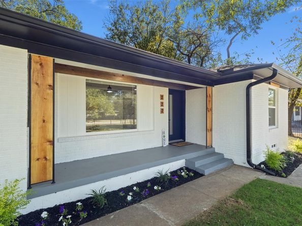222 N Murdeaux Lane , Dallas Texas 75217