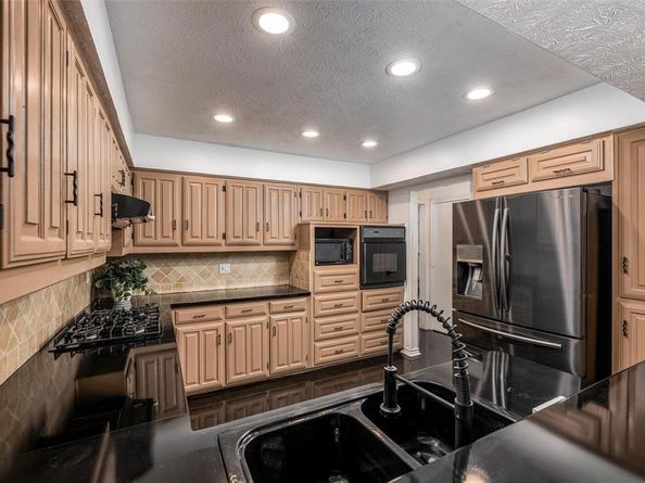 3709  Atrium Drive , Plano Texas 75075