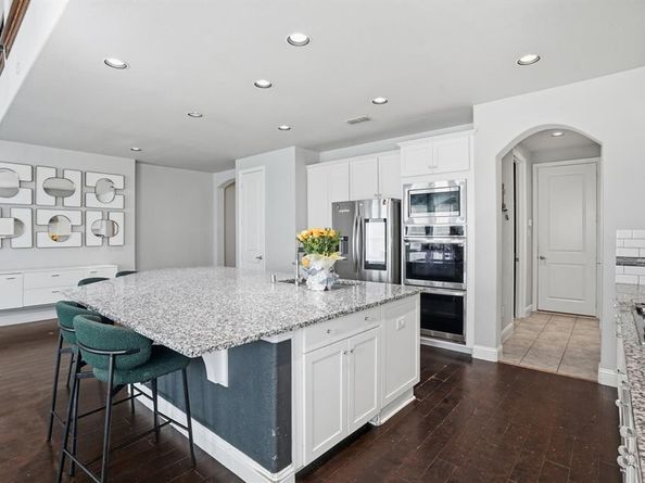 3720  Winchester  , The Colony Texas 75056