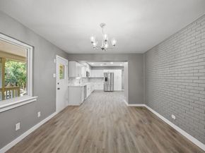 2215  Mack Lane , Dallas Texas 75227