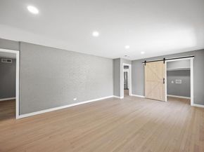 2215  Mack Lane , Dallas Texas 75227