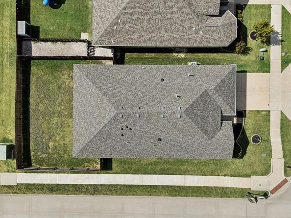 1048  Madelia Avenue , Fort Worth Texas 76177