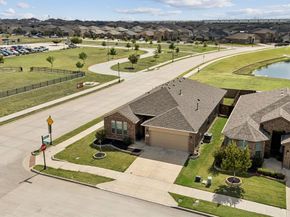 1048  Madelia Avenue , Fort Worth Texas 76177