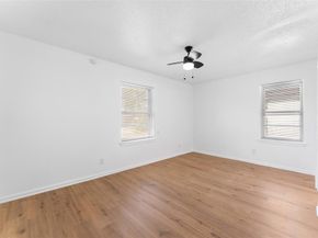 1722  Buena Vista Street , Mesquite Texas 75149