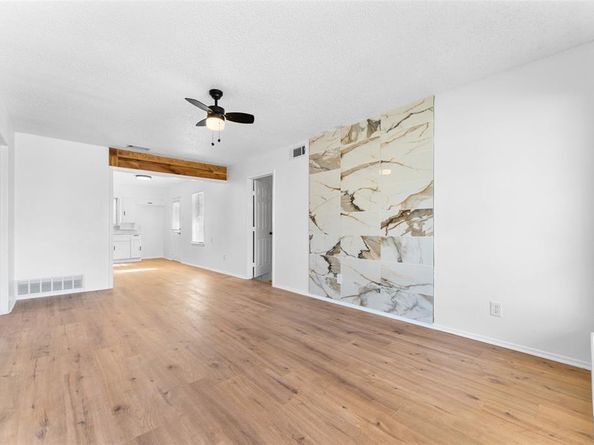 1722  Buena Vista Street , Mesquite Texas 75149