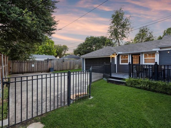 6342  Anita Street , Dallas Texas 75214
