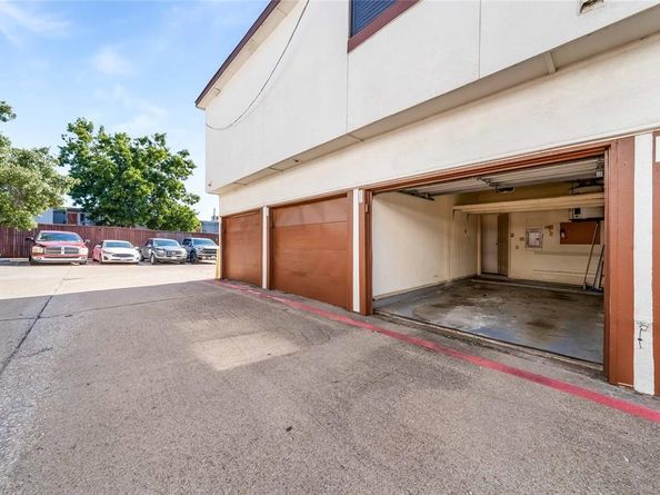 13217  Emily Road  3209, Dallas Texas 75240