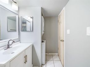 13217  Emily Road  3209, Dallas Texas 75240
