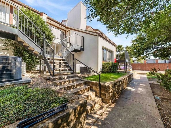 13217  Emily Road  3209, Dallas Texas 75240