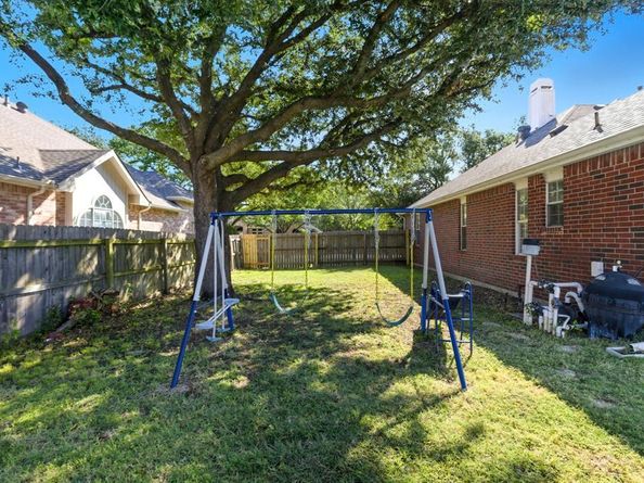 7413  Silver Lake Drive , Rowlett Texas 75089