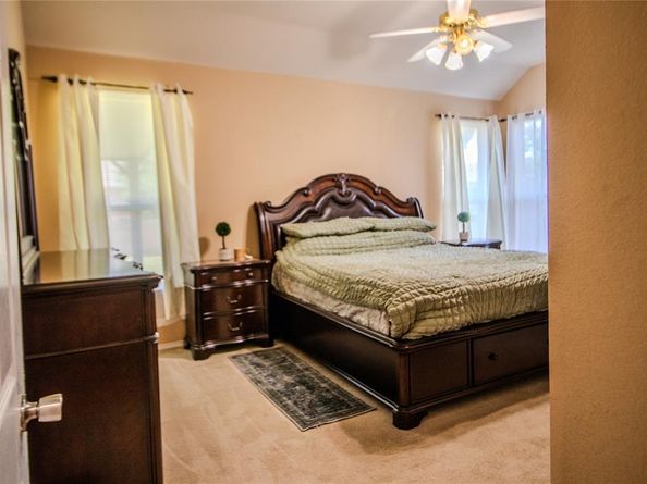 1013  Lilac Lane , DeSoto Texas 75115