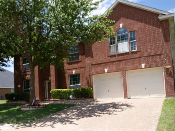 1013  Lilac Lane , DeSoto Texas 75115